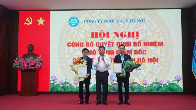 Công bố Quyết định chức danh Phó Tổng Giám đốc Công ty Nước sạch Hà Nội